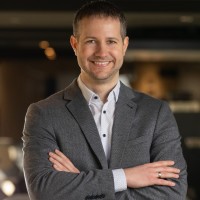 Roland Viglási Email & Phone Number